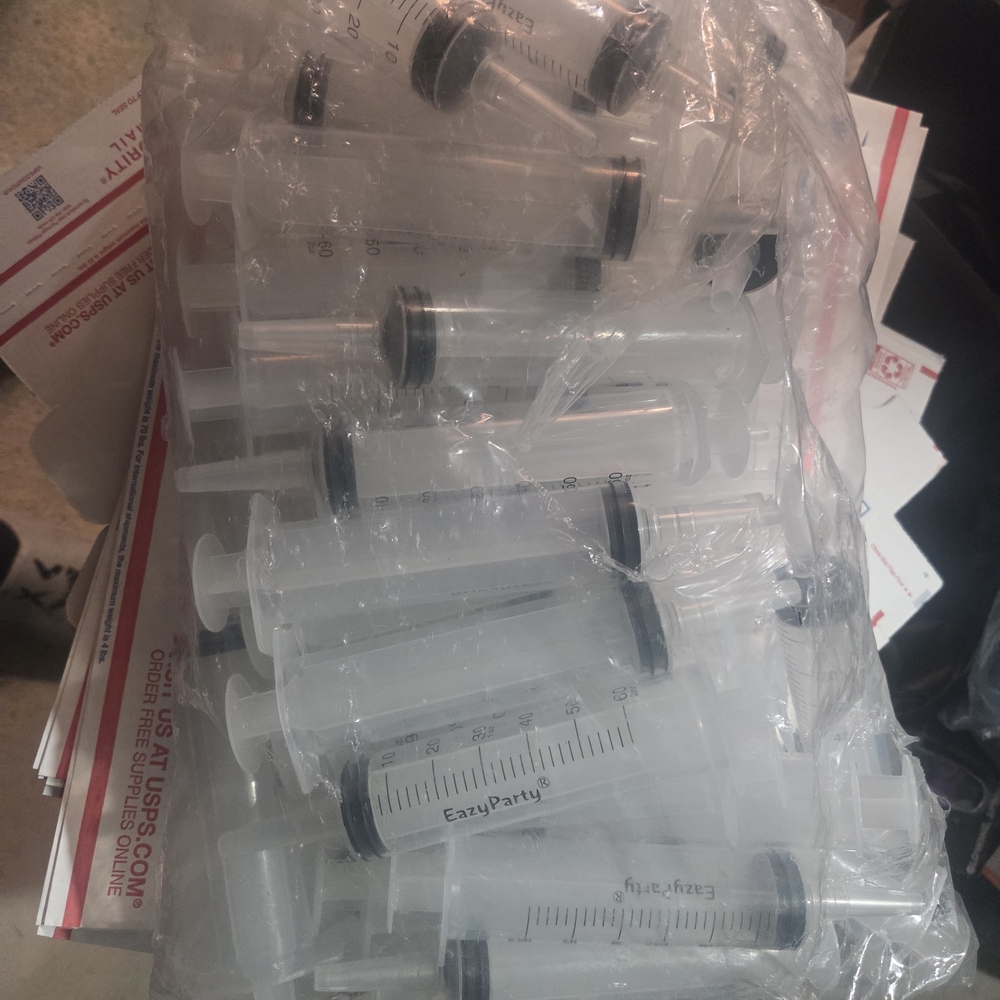 Jello Shot Syringes - Multicolor - Picture 3 of 3